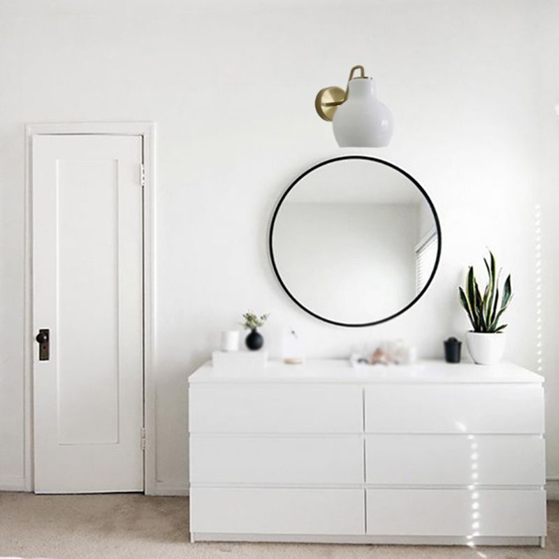 Hailie Vintage LED Wandlamp Wit/Goud Metaal/Glas Slaap/Woon/Eetkamer