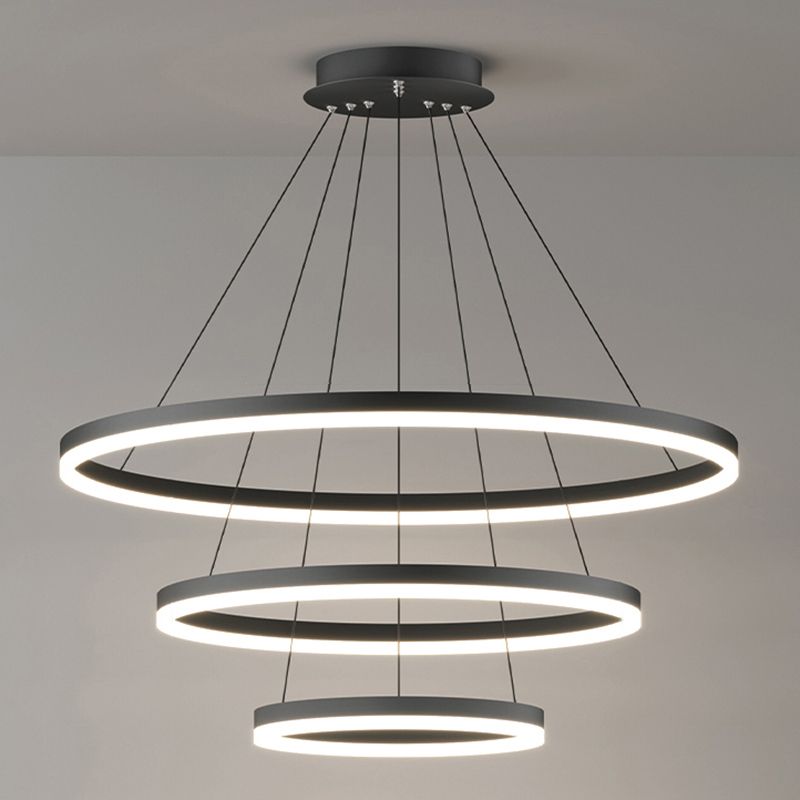 Alonza 3-Rings Black Black Modern Pendant Light