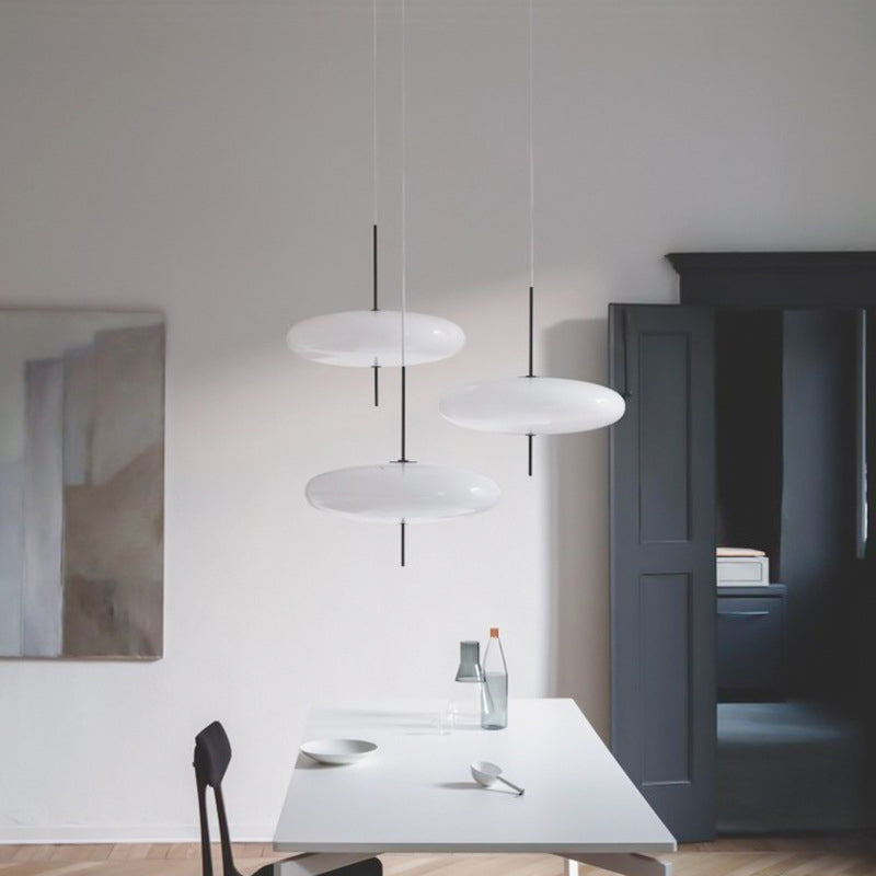 Leilani Vintage Ovaal LED Hanglampen Wit/Zwart Metaal/Acryl Slaapkamer