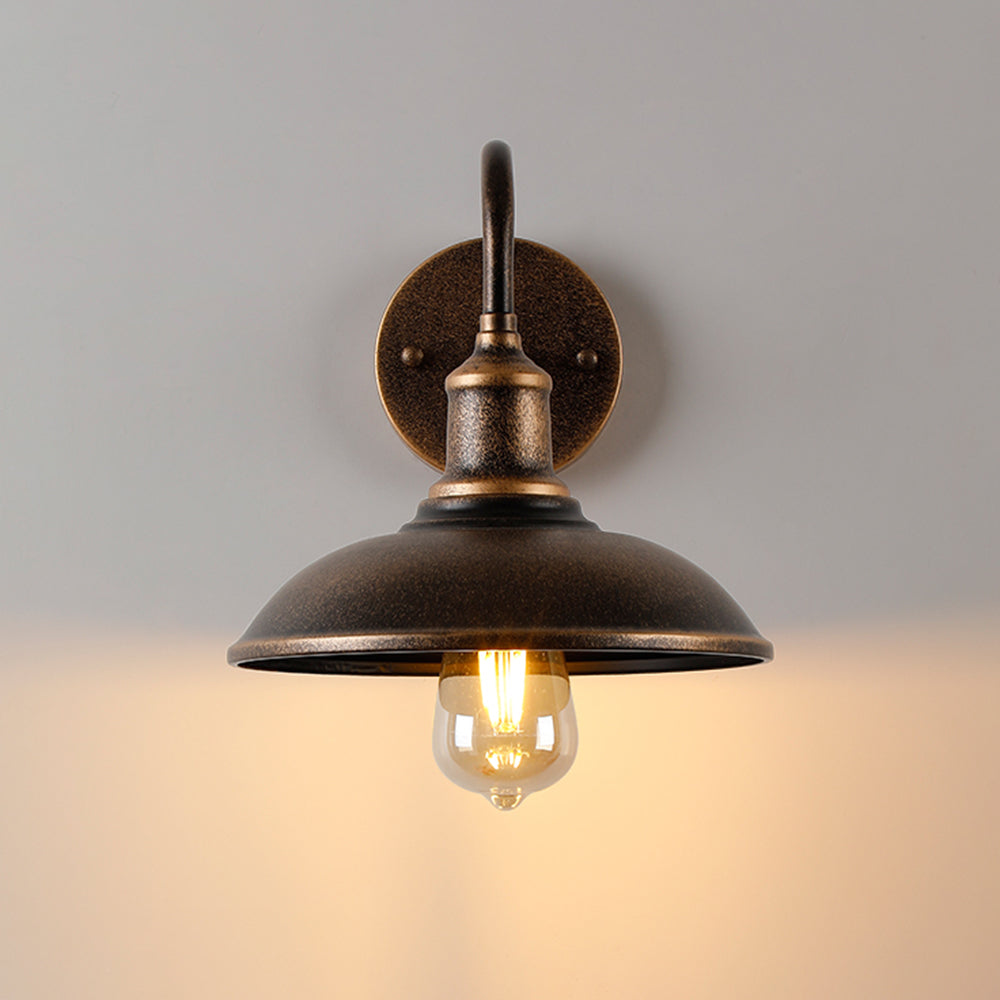 Valerio Rustieke Komvormige mMetalen Wandlamp, Antiek Messing