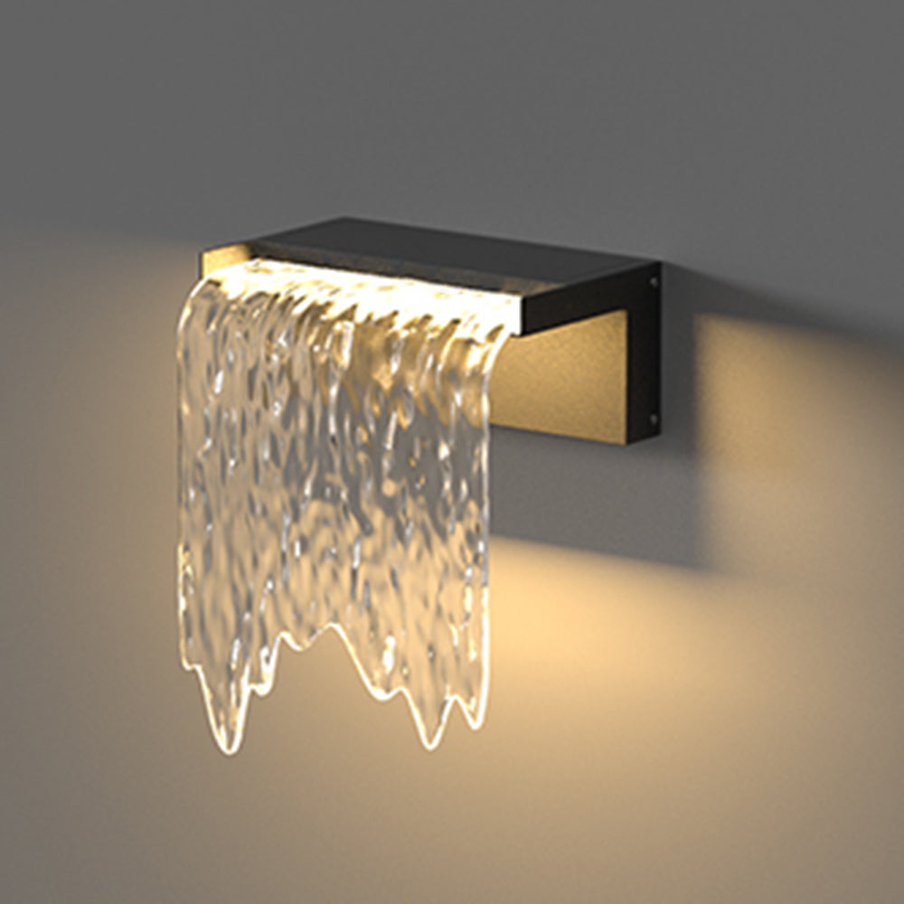 Isaac Moderne Metaal/Acryl Wandlamp Zonne Energie Zwart Tuin